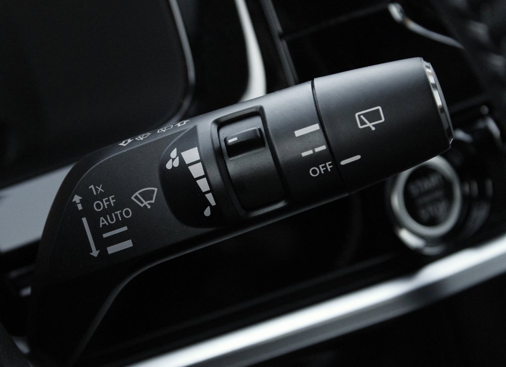 Certified 2023 Nissan Pathfinder Platinum image 39