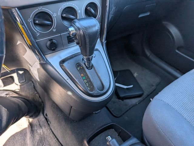 Used 2005 Toyota Matrix XR image 4
