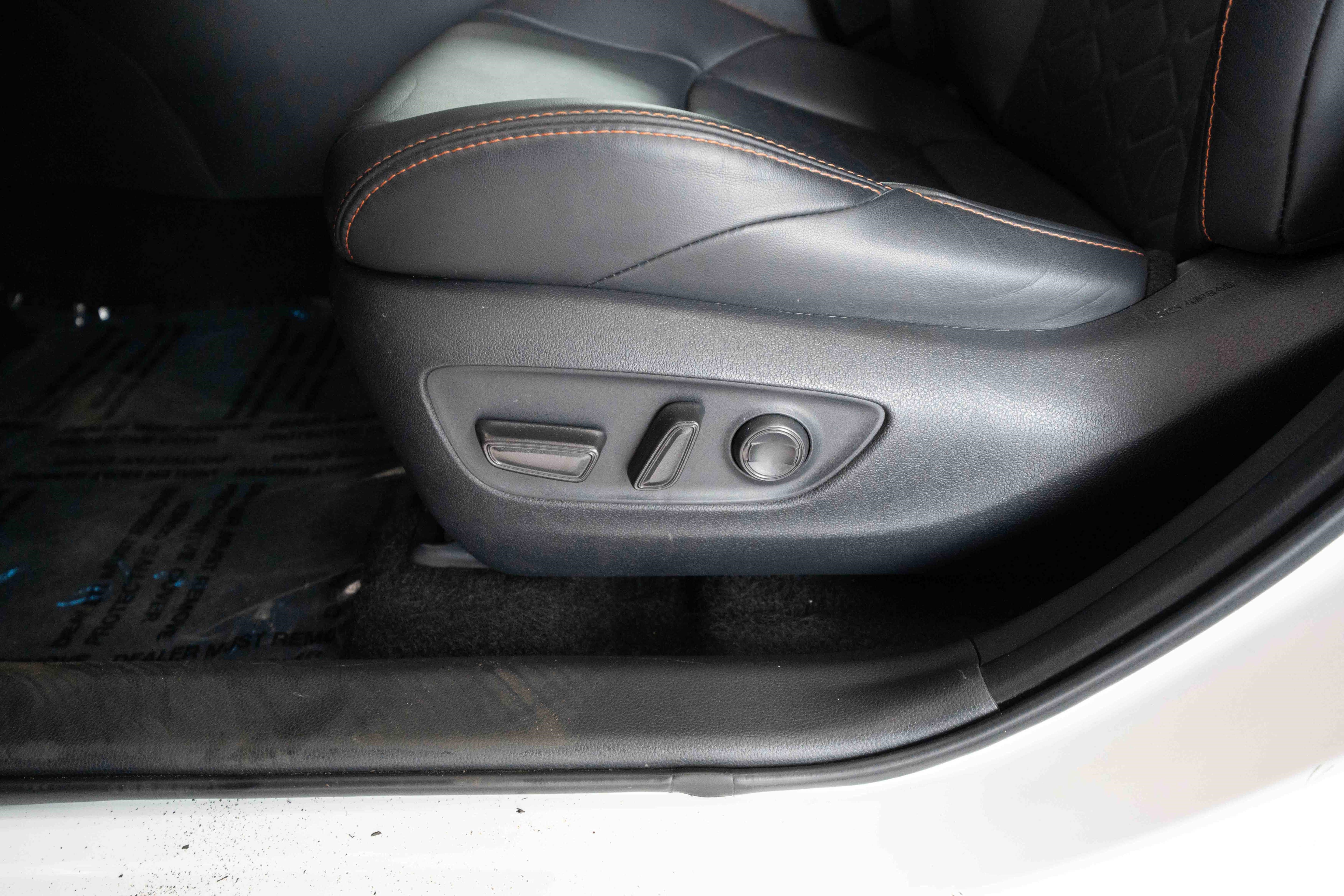 Used 2024 Toyota RAV4 Adventure AWD/4WD image 12