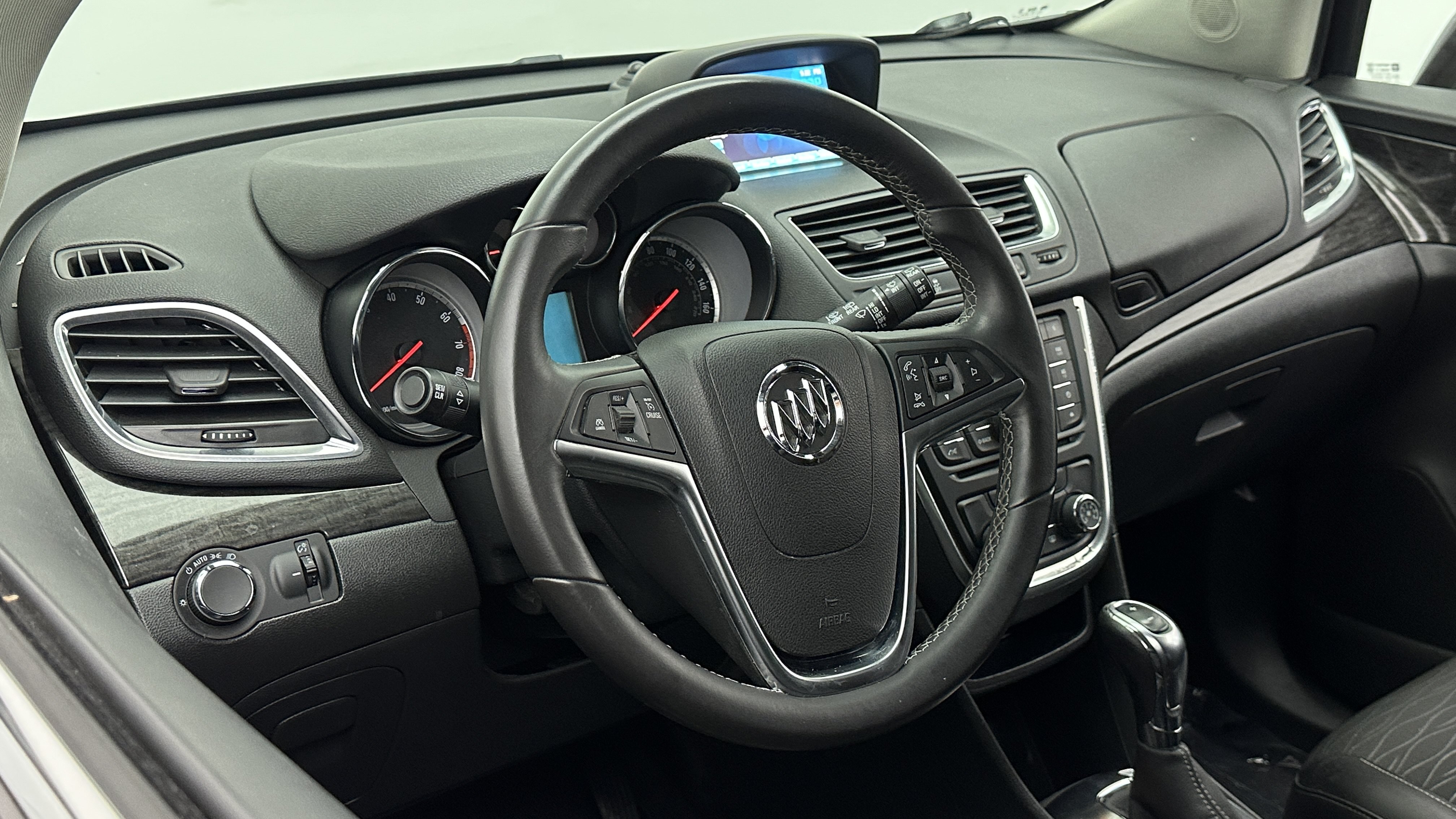Used 2016 Buick Encore FWD image 10