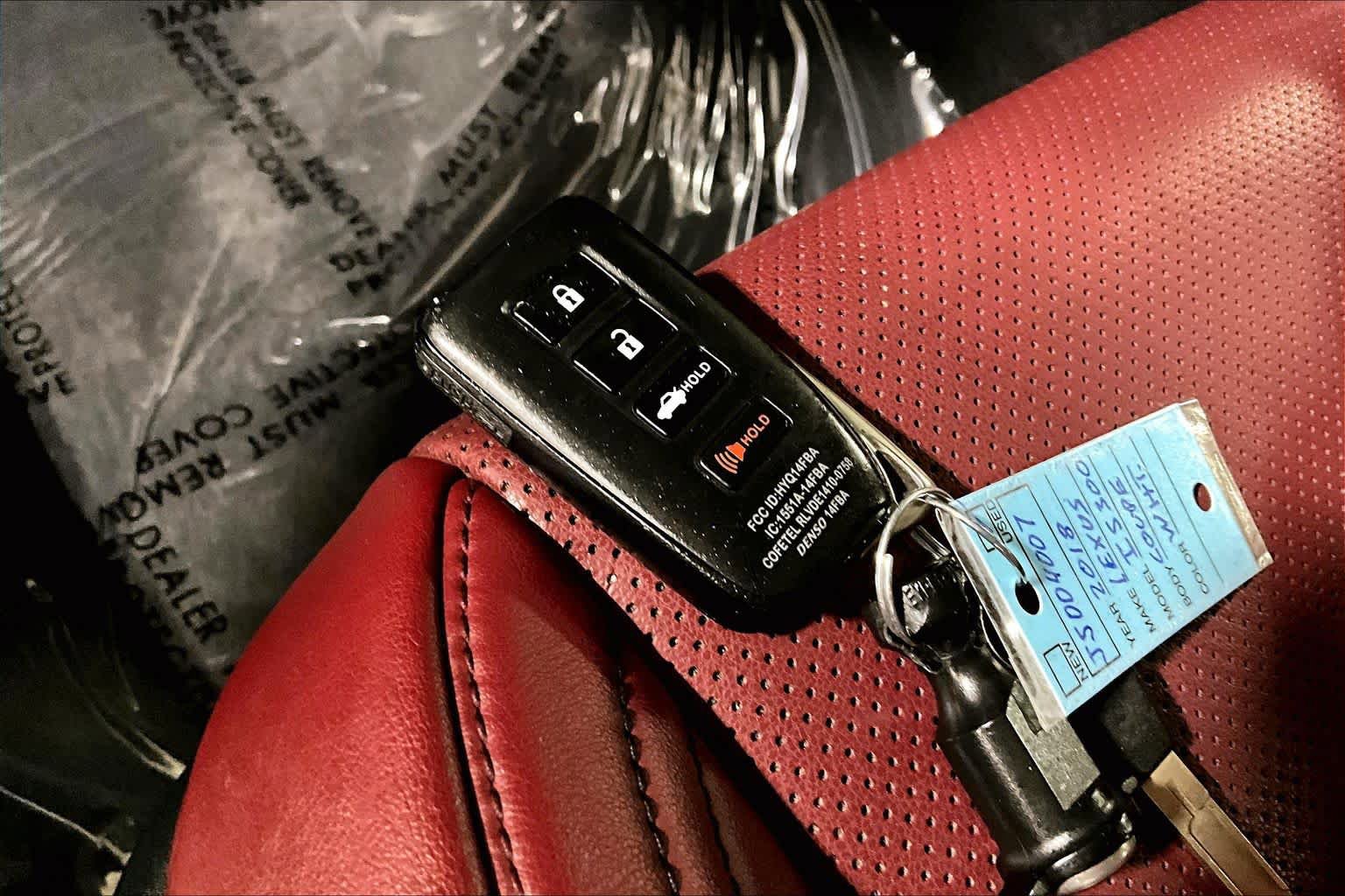 Used 2018 Lexus RC 300 AWD image 13