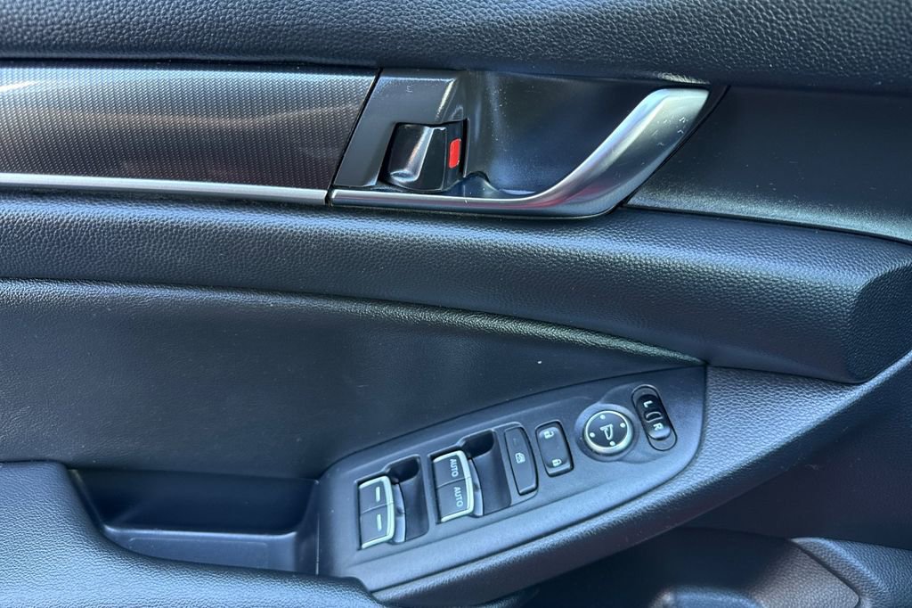 Used 2020 Honda Accord Sport image 5
