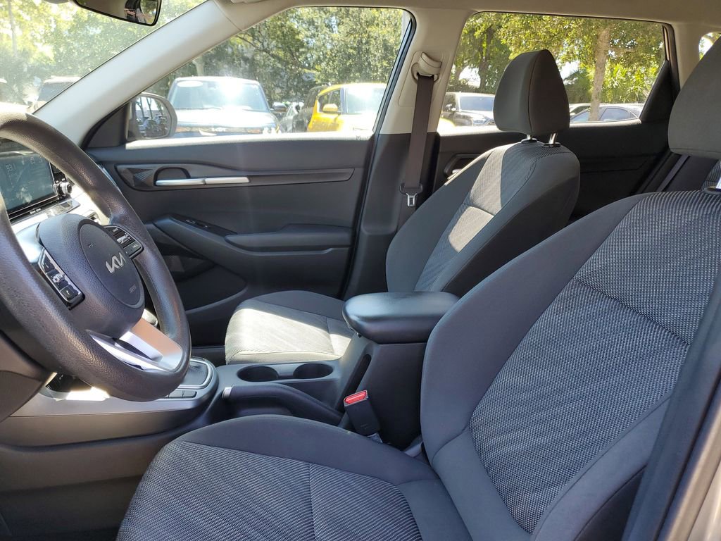 Certified 2023 Kia Seltos LX AWD/4WD image 18