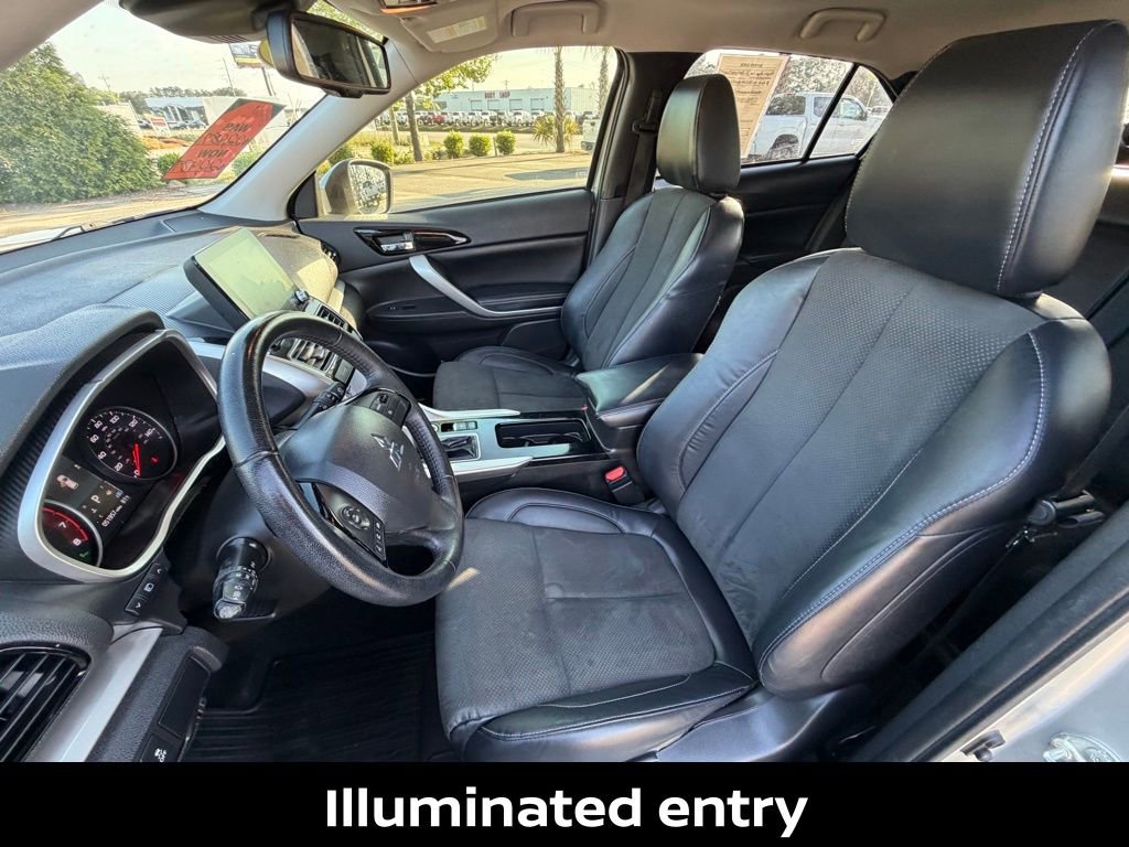 Used 2023 Mitsubishi Eclipse Cross SE image 13