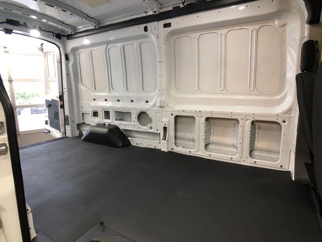 New 2026 Ford Transit 250 148 Medium Roof RWD image 21