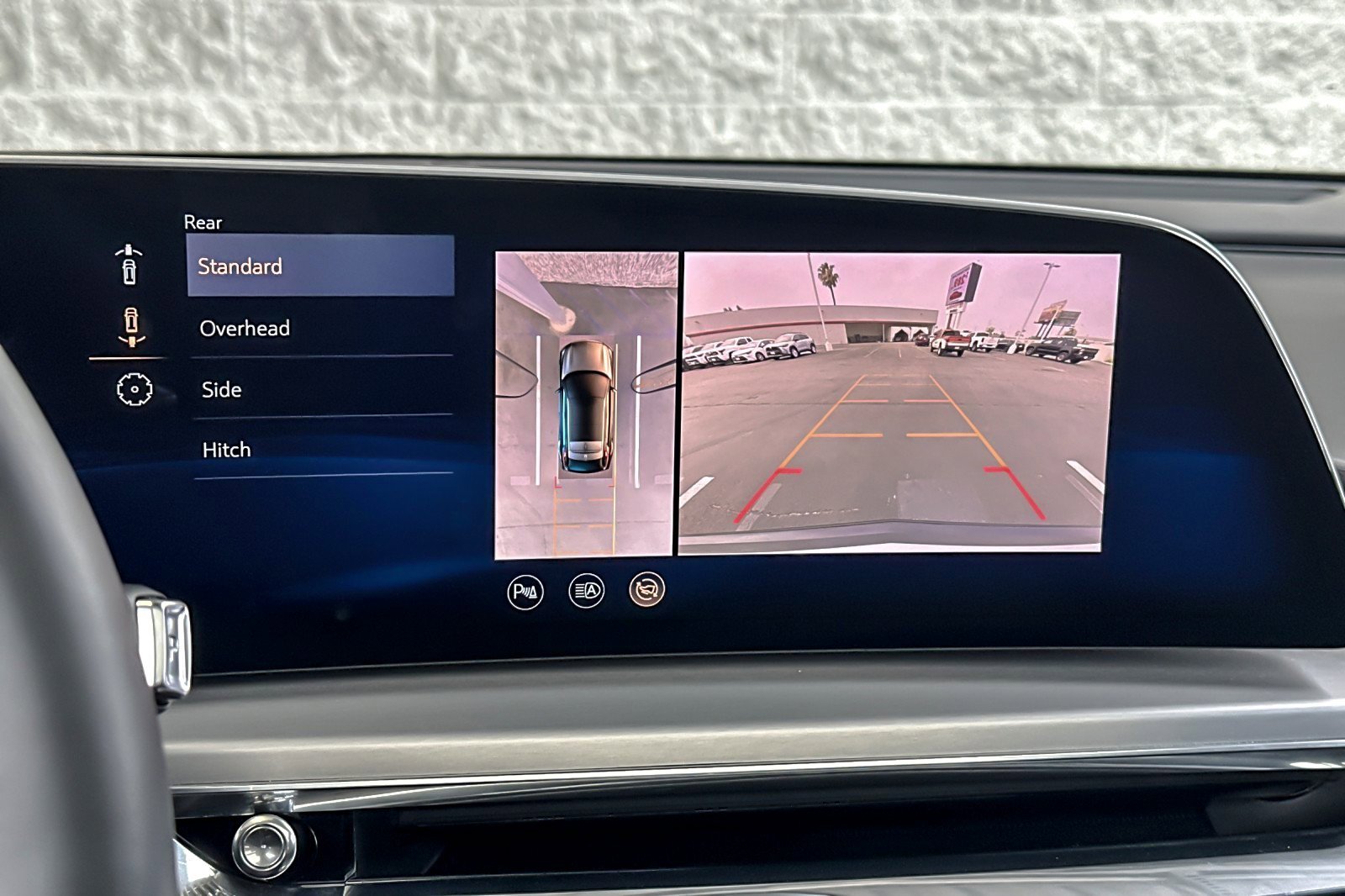 Used 2025 Cadillac Lyriq Sport image 19