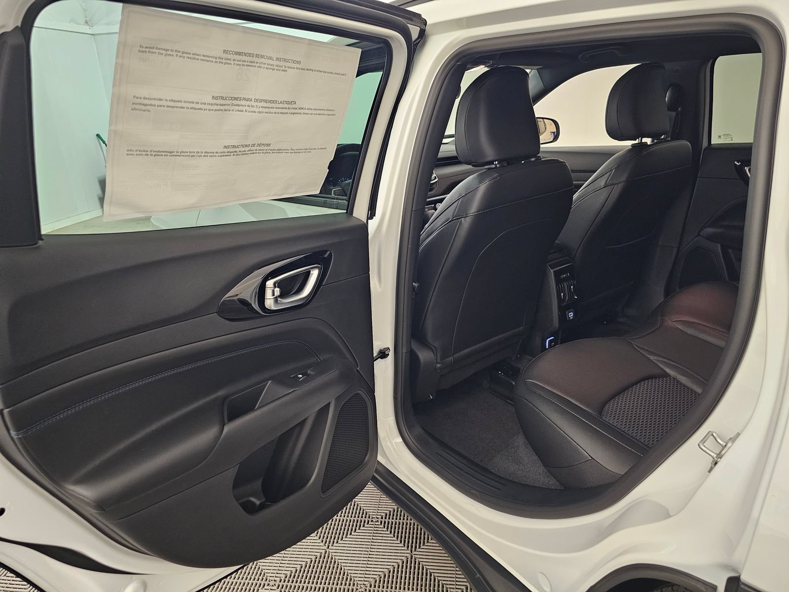 New 2026 Jeep Compass Latitude AWD/4WD image 35