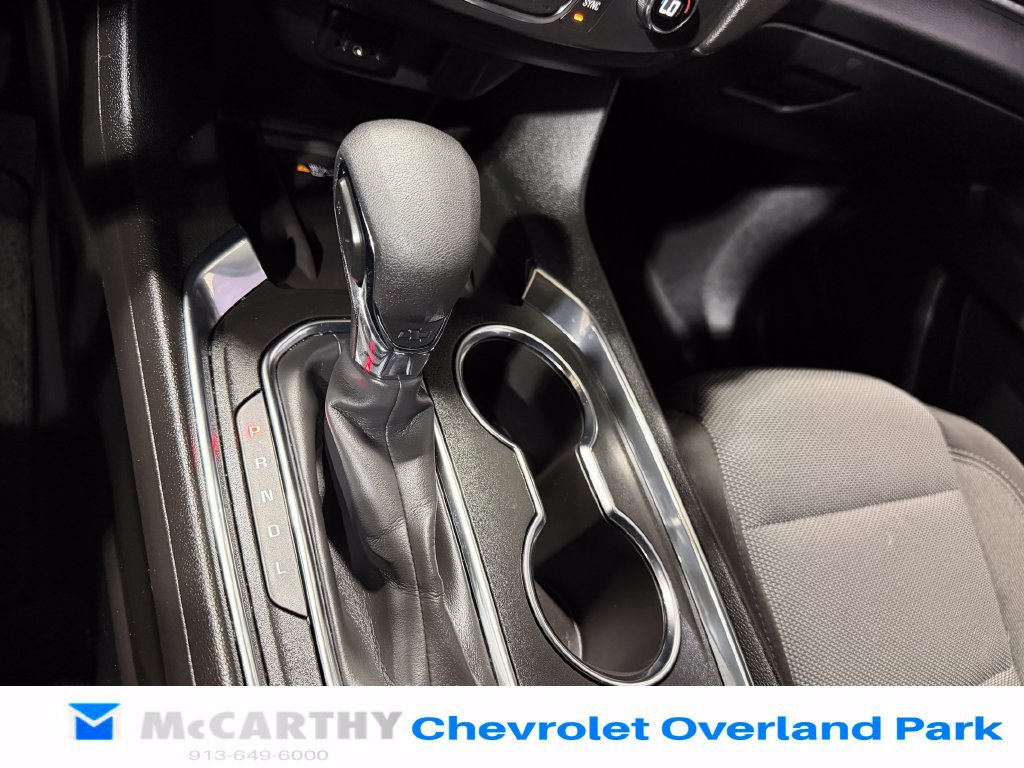 Used 2023 Chevrolet Traverse LT w/ LPO, Cargo Package FWD image 19