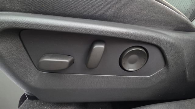 Used 2025 Buick Envision Sport Touring image 33