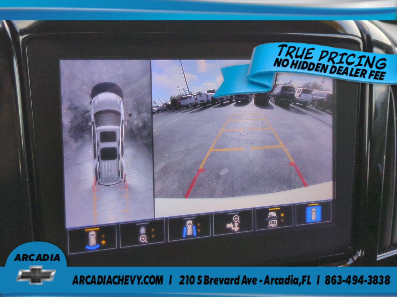Used 2023 Chevrolet Traverse High Country FWD image 21