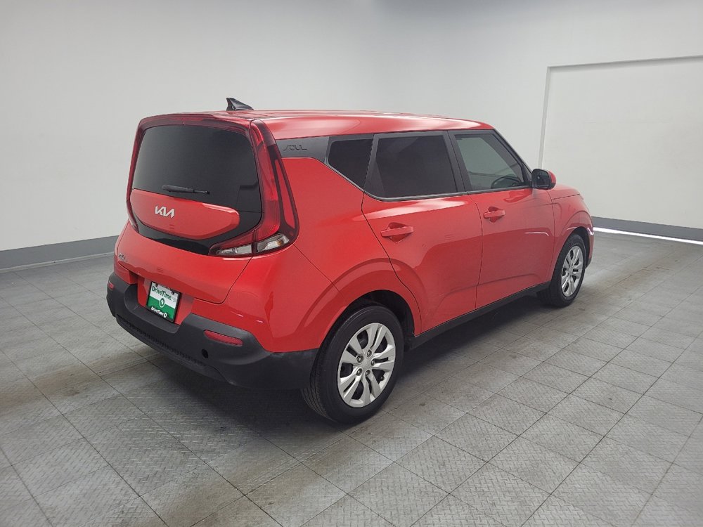 Used 2022 Kia Soul LX image 9