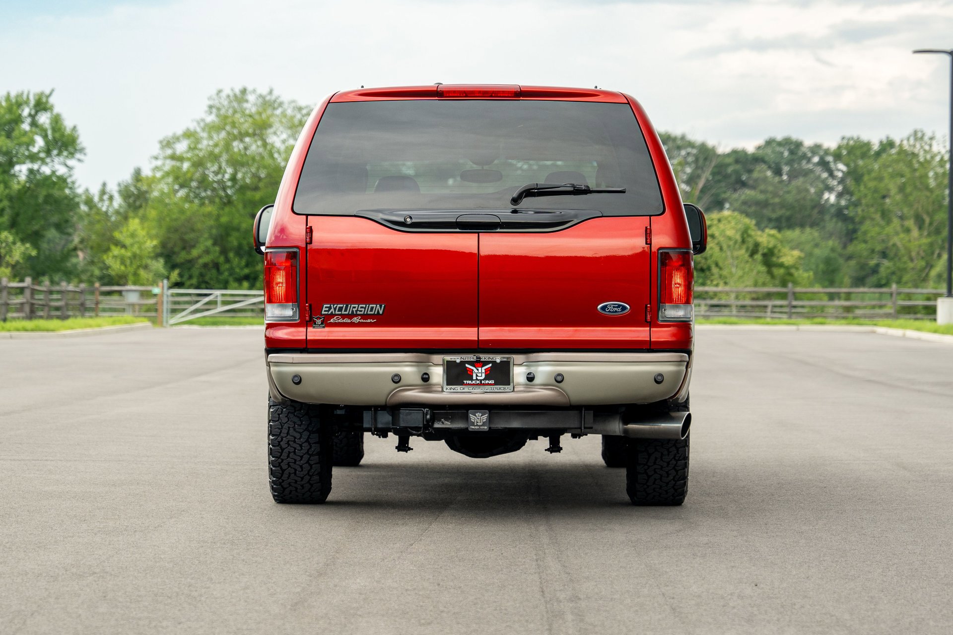 Used 2005 Ford Excursion Eddie Bauer image 11