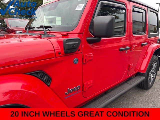 Used 2024 Jeep Wrangler Unlimited w/ Convenience Group AWD/4WD image 4