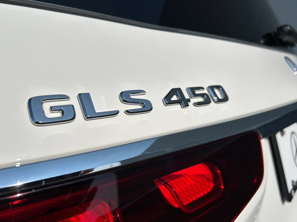New 2026 Mercedes-Benz GLS 450 4MATIC image 32