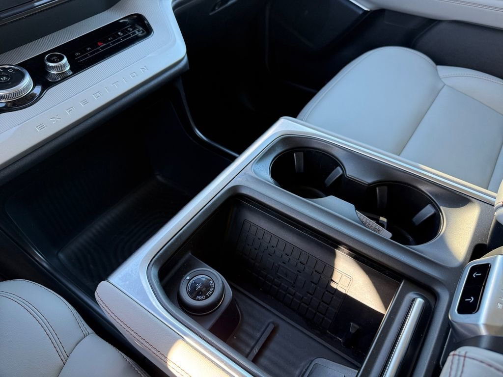 Certified 2025 Ford Expedition Max Active image 25