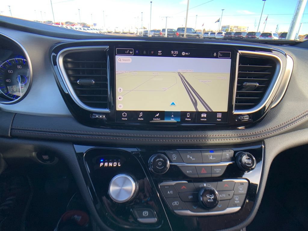 New 2026 Chrysler Pacifica Pinnacle AWD/4WD image 20