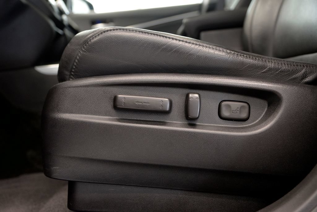 Used 2018 Acura MDX SH-AWD image 16