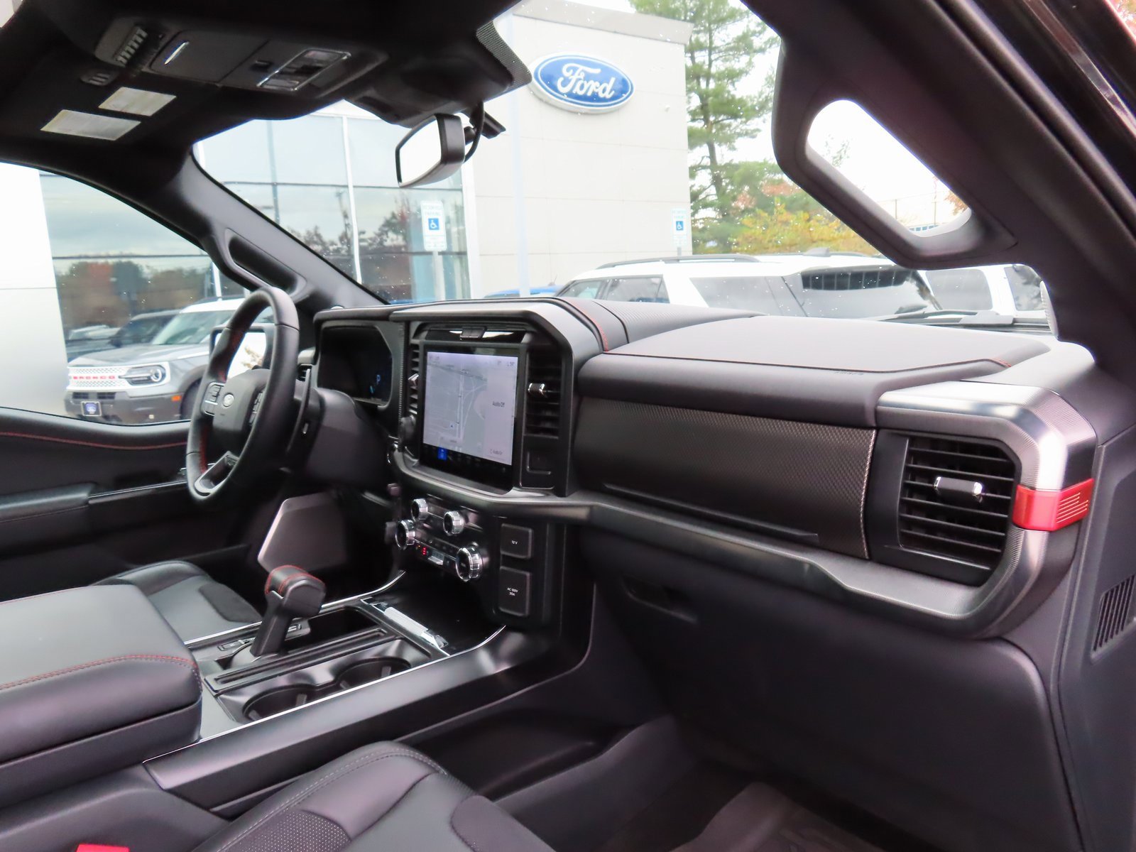 Used 2025 Ford F150 Raptor image 22