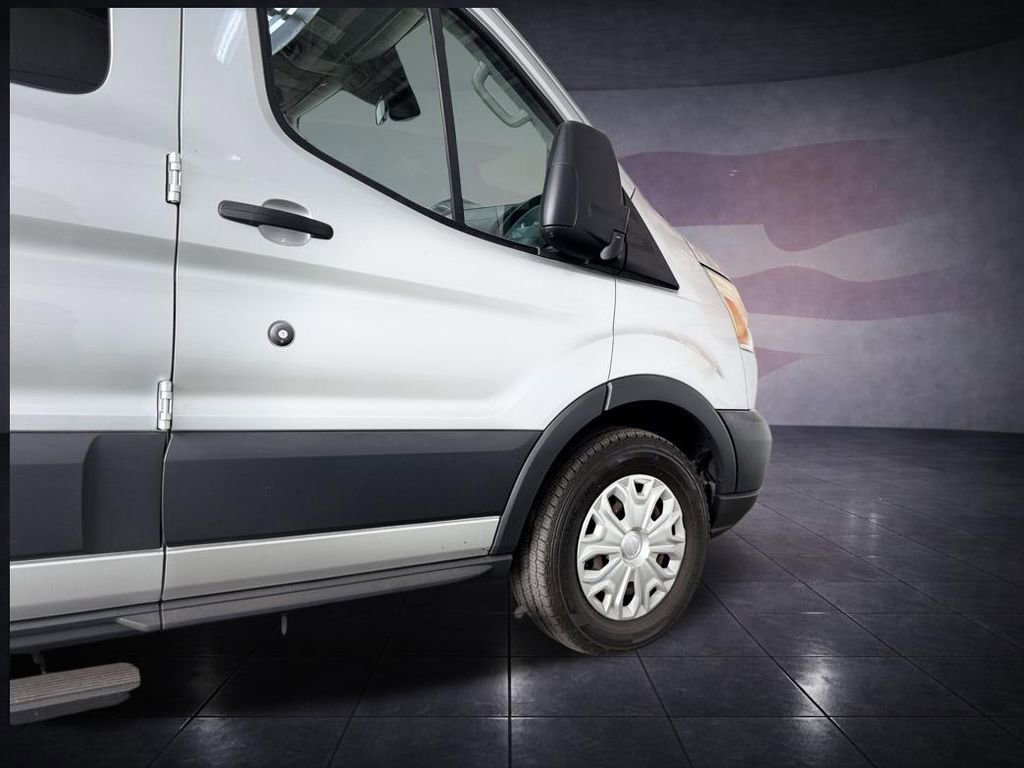 Used 2015 Ford Transit 150 XLT image 11