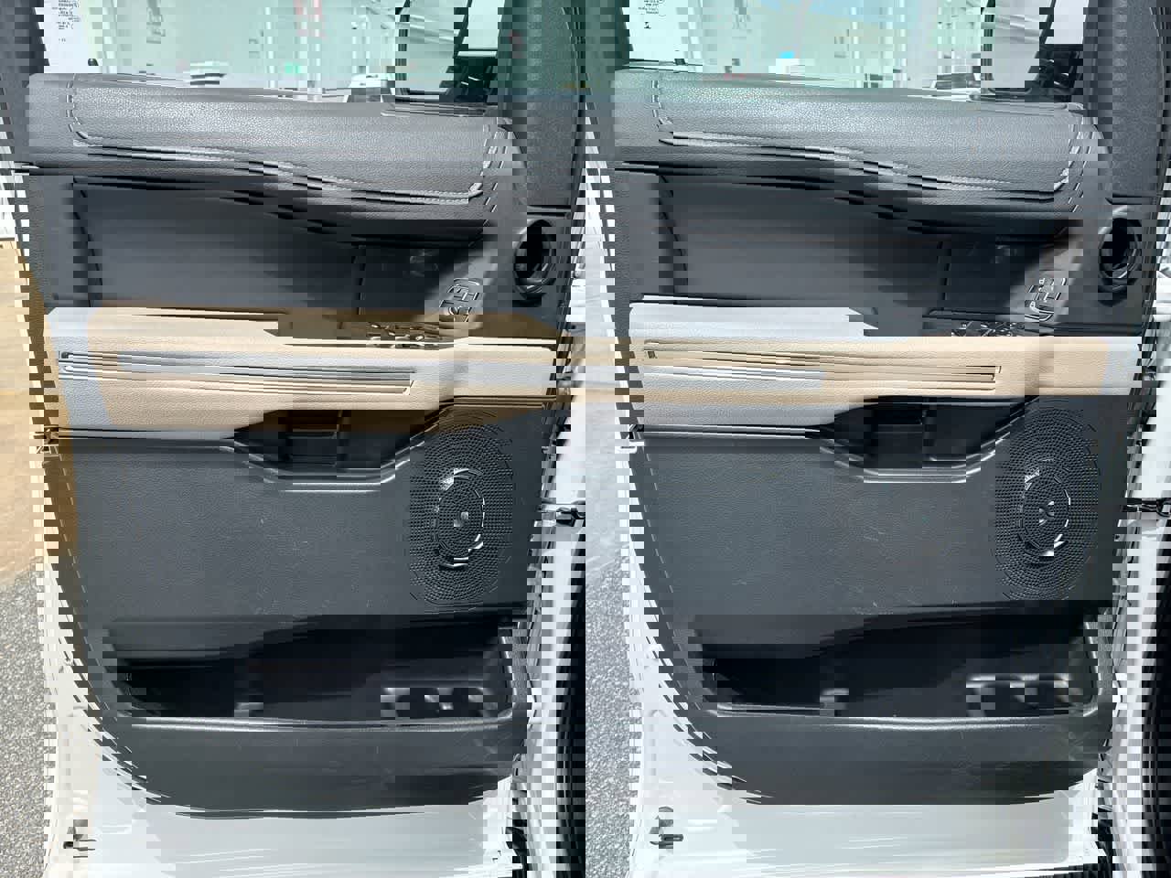 Used 2024 Ford Expedition Max Limited image 23