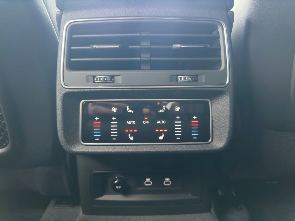 New 2026 Audi Q7 3.0T Premium Plus AWD/4WD image 33