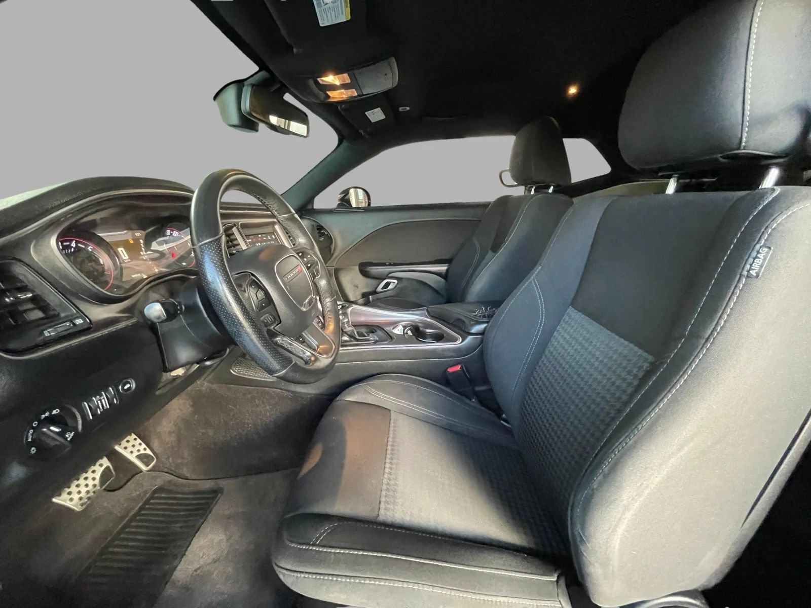 Used 2018 Dodge Challenger R/T w/ Blacktop Package RWD image 27