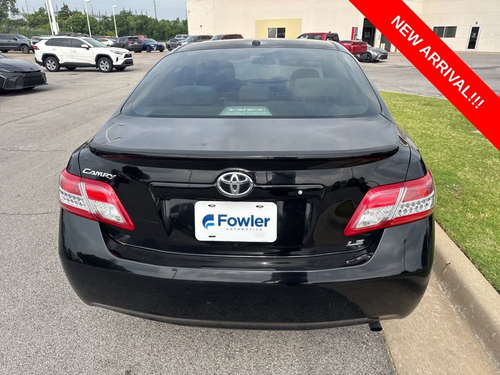 Used 2011 Toyota Camry LE w/ LE Extra-Value Pkg FWD image 5