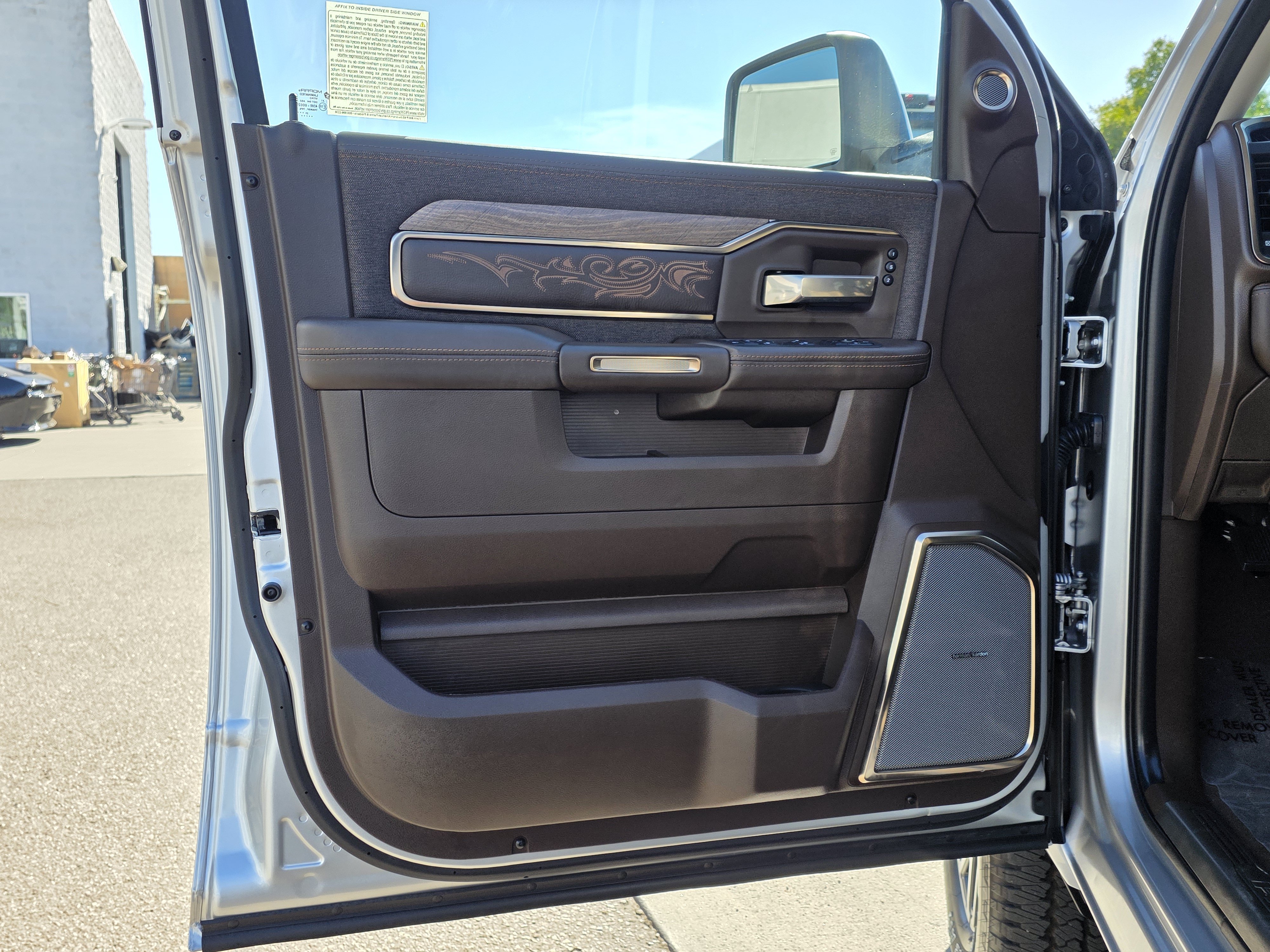 Certified 2026 RAM 2500 Limited AWD/4WD image 21