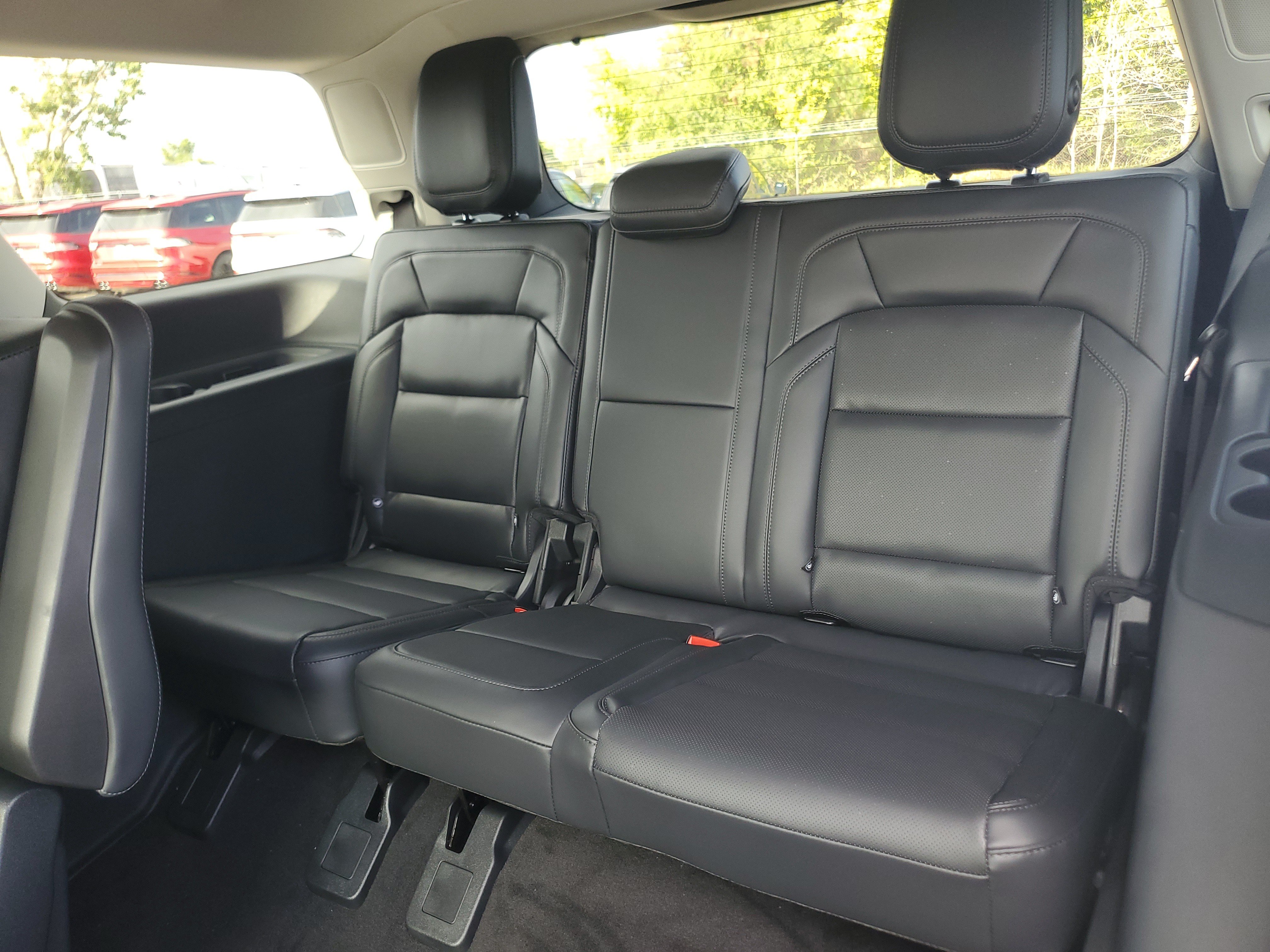 New 2027 Lincoln Navigator Reserve AWD/4WD image 32