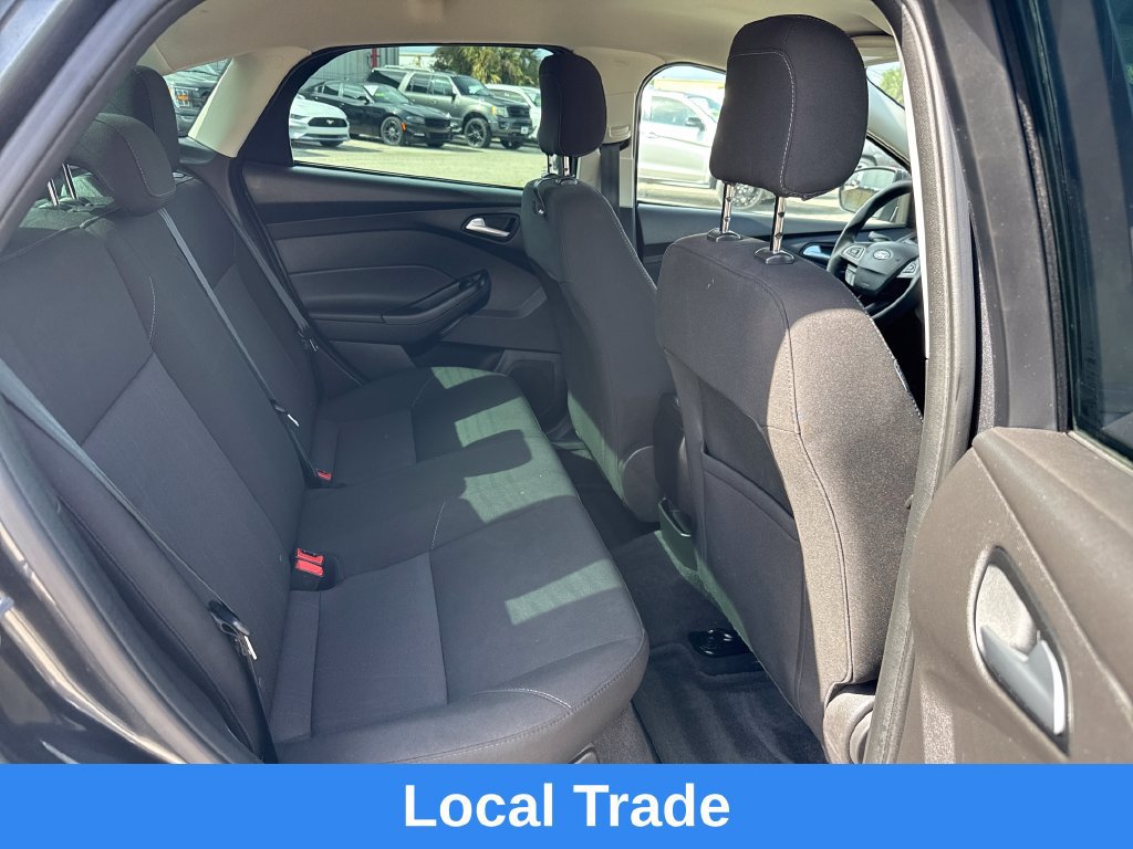 Used 2018 Ford Focus SE FWD image 23