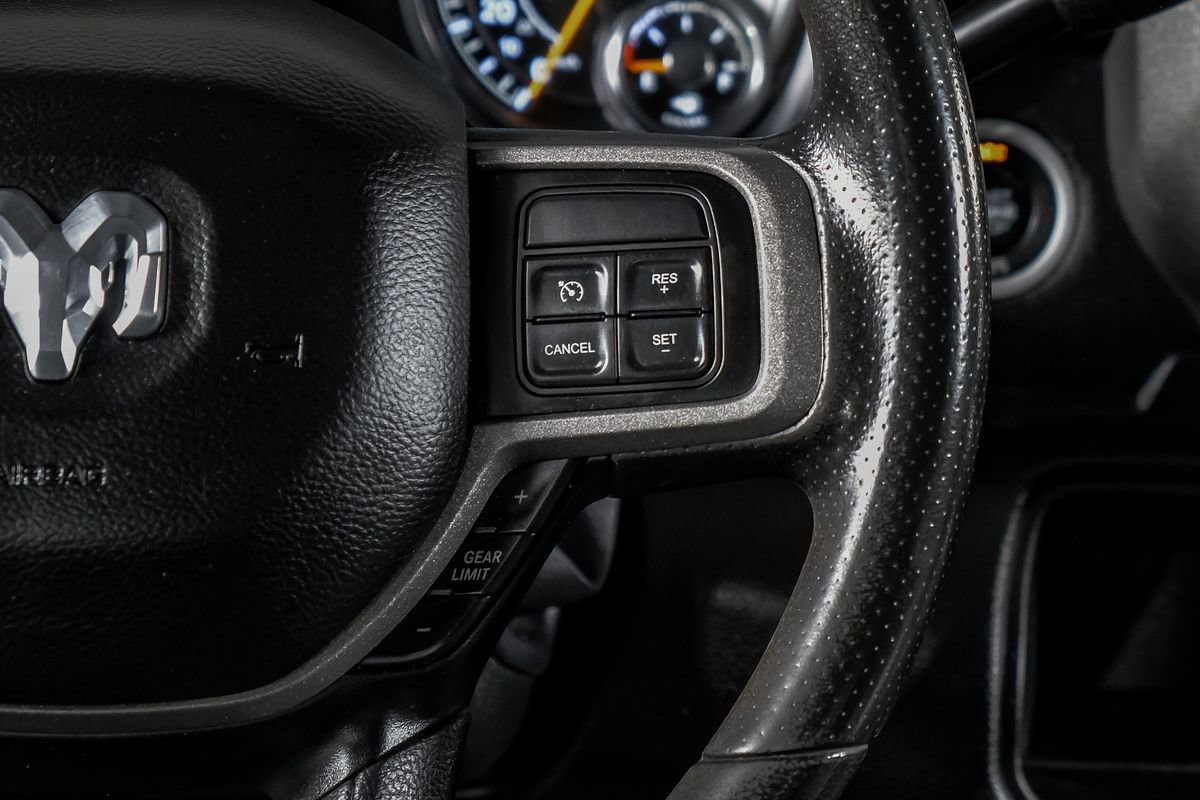 Used 2020 RAM 2500 Tradesman w/ Chrome Appearance Group image 18