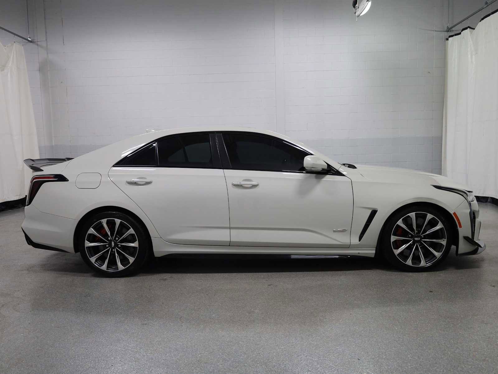Used 2022 Cadillac CT4 V Blackwing w/ Carbon Fiber 1 Package RWD image 10