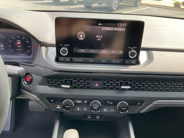 Used 2023 Honda Accord EX image 13