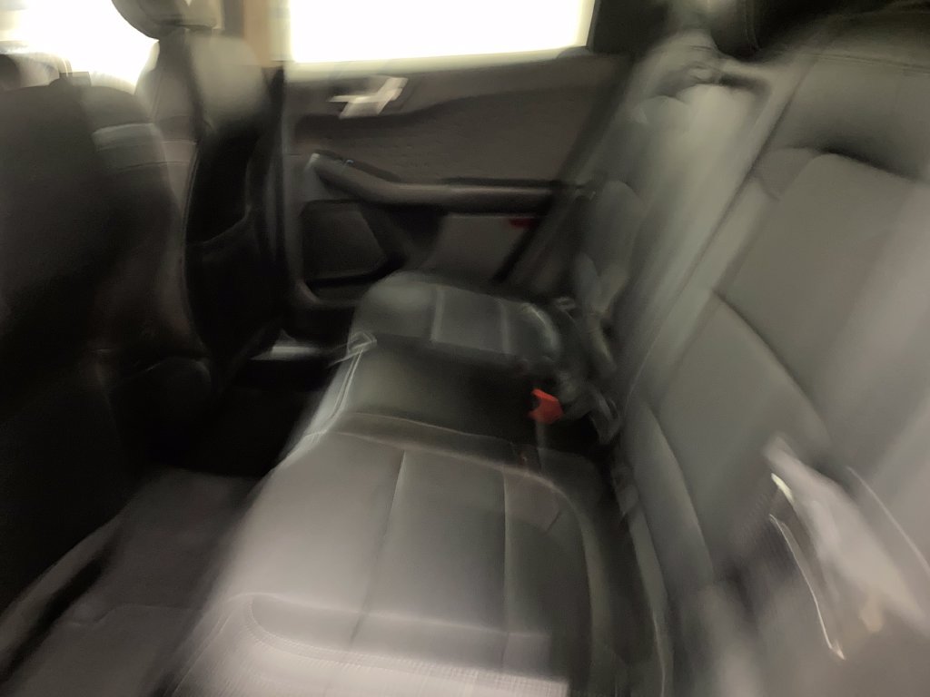 Used 2020 Ford Escape Titanium AWD/4WD image 12