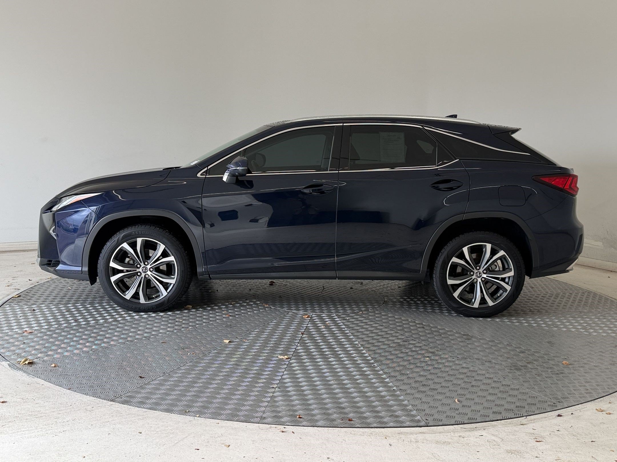 Used 2019 Lexus RX 350 AWD w/ Navigation Package image 2