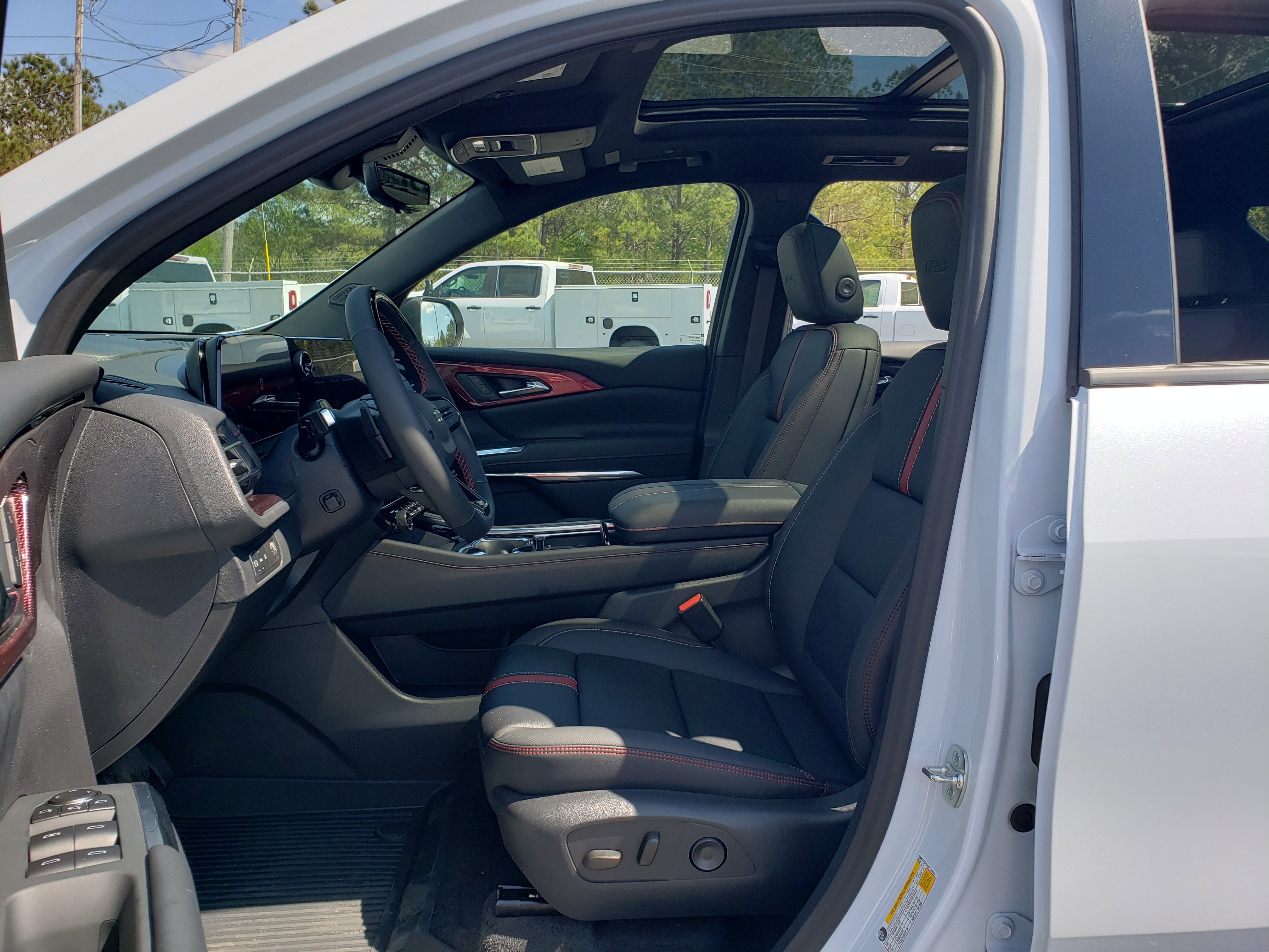 New 2026 Chevrolet Traverse RS image 29