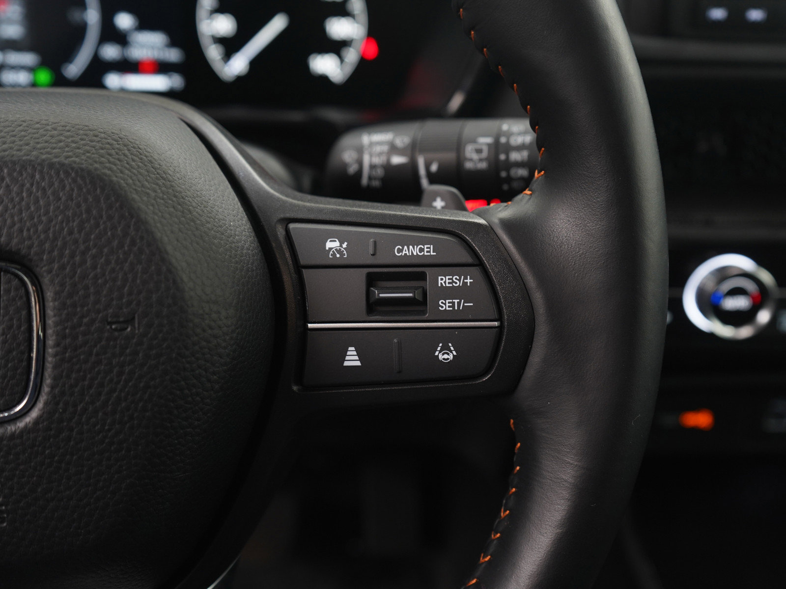 Used 2025 Honda CR-V Sport image 18