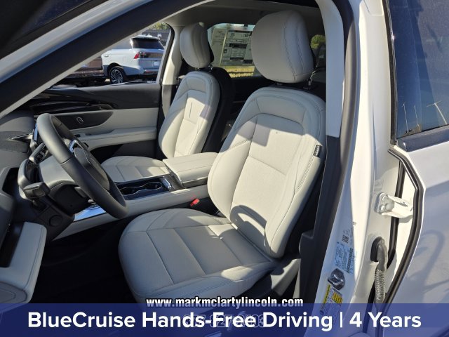 New 2026 Lincoln Nautilus Premier w/ Equipment Group 102A AWD/4WD image 8