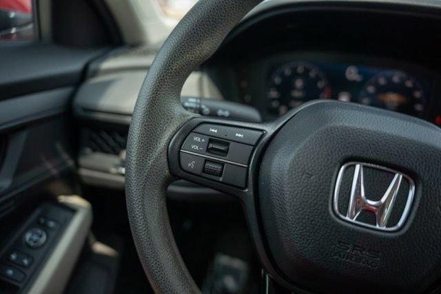 Used 2025 Honda Accord LX image 19