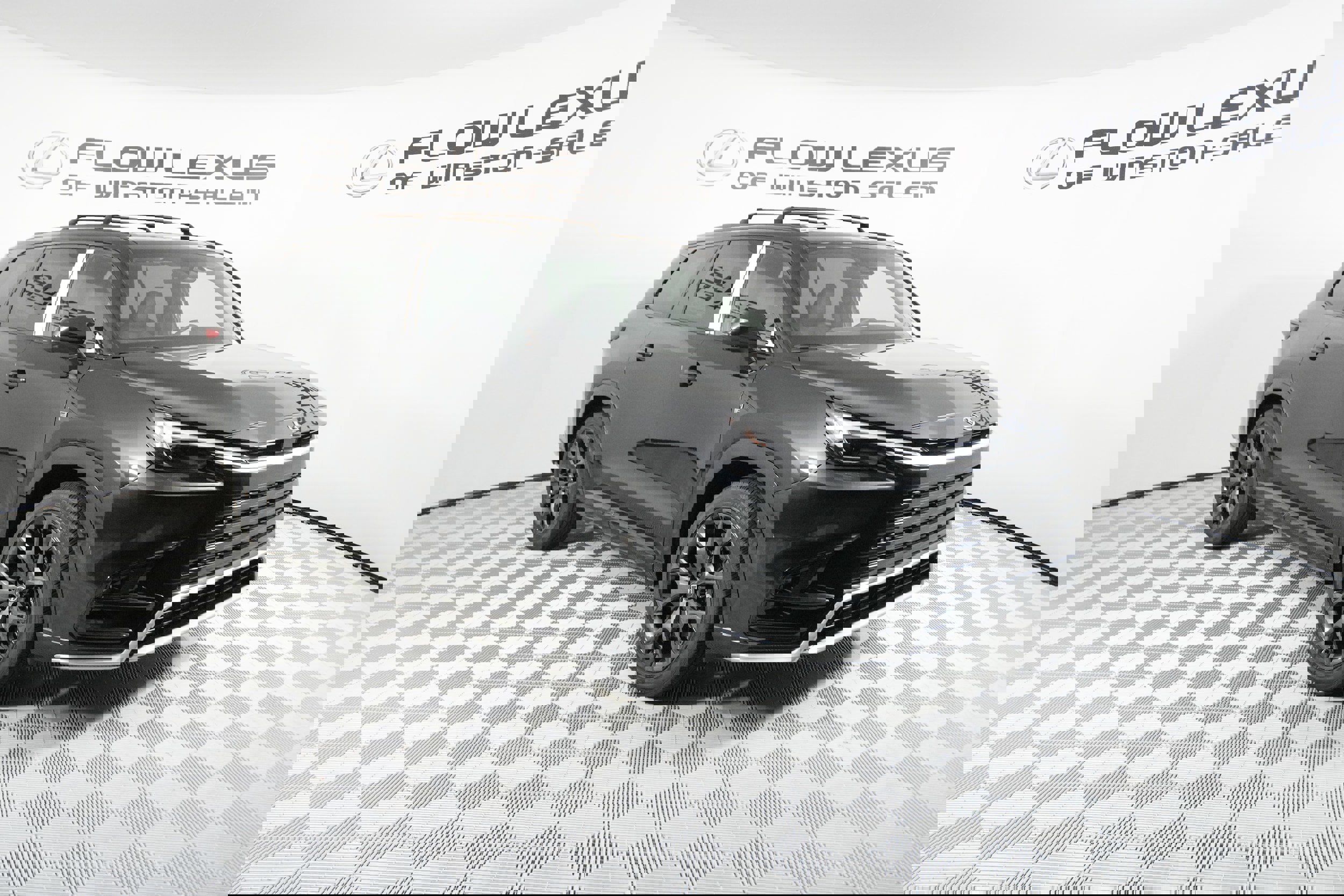 New 2026 Lexus TX 500h AWD image 3