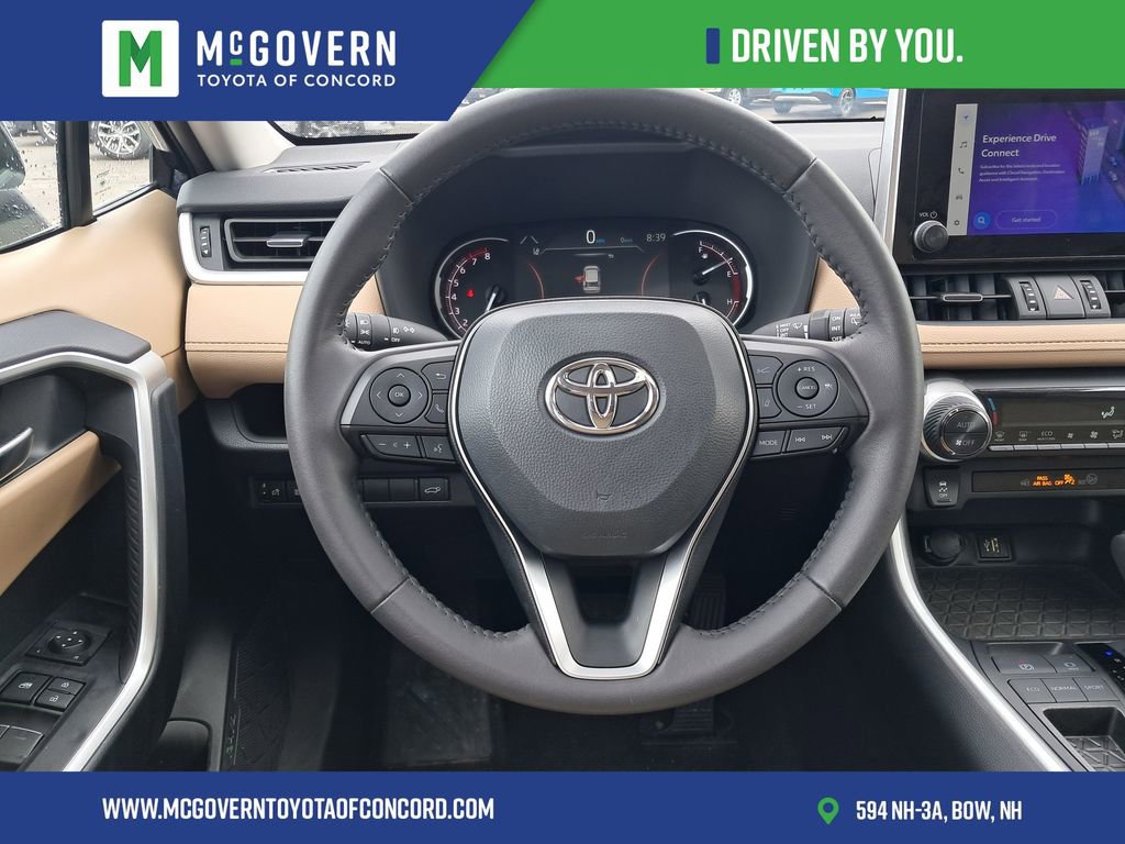 Used 2025 Toyota RAV4 XLE Premium image 20