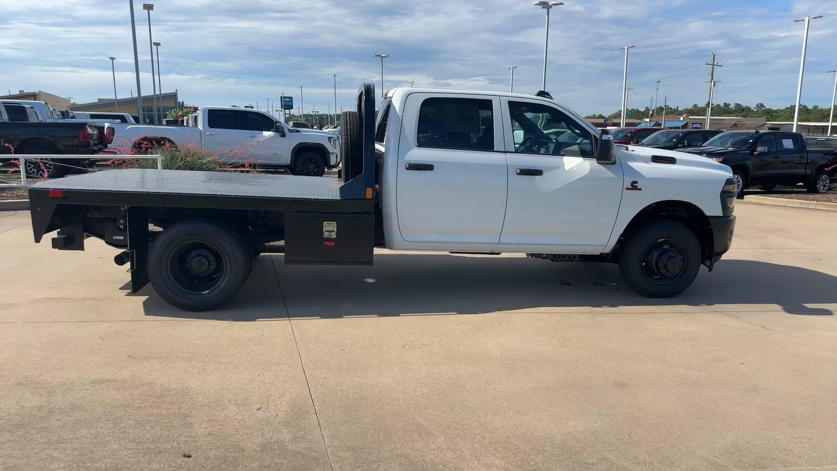 New 2026 RAM 3500 Tradesman AWD/4WD image 8