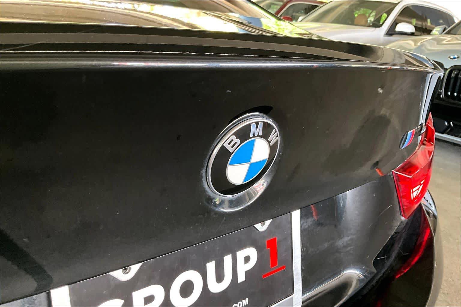 Used 2020 BMW M4 Coupe w/ Competition Package RWD image 30