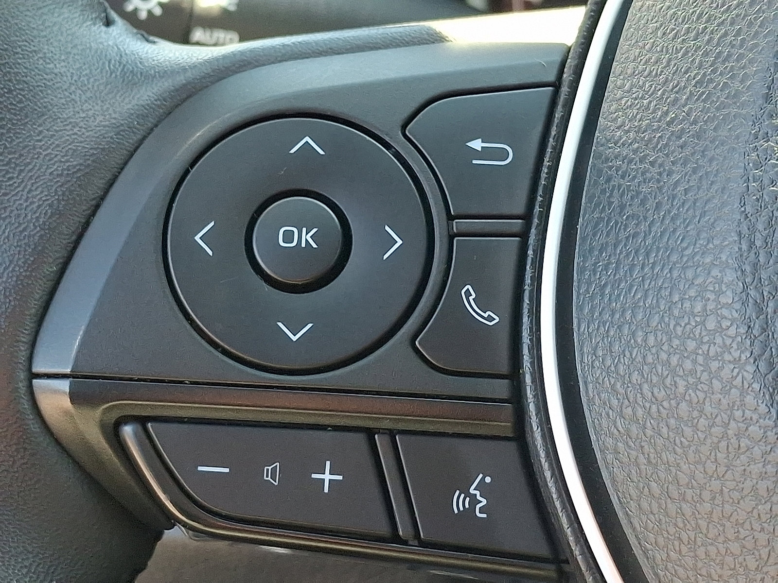 Certified 2025 Toyota RAV4 XLE image 22