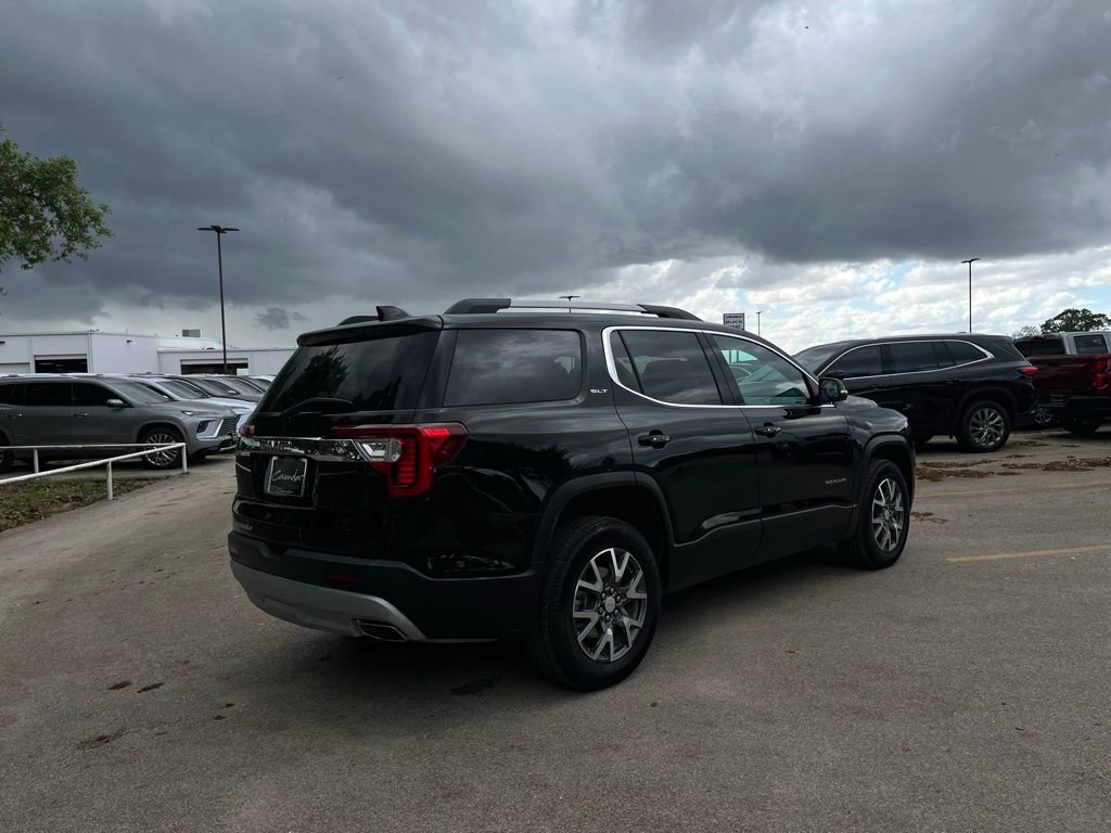 Used 2023 GMC Acadia SLT w/ Preferred Package image 5