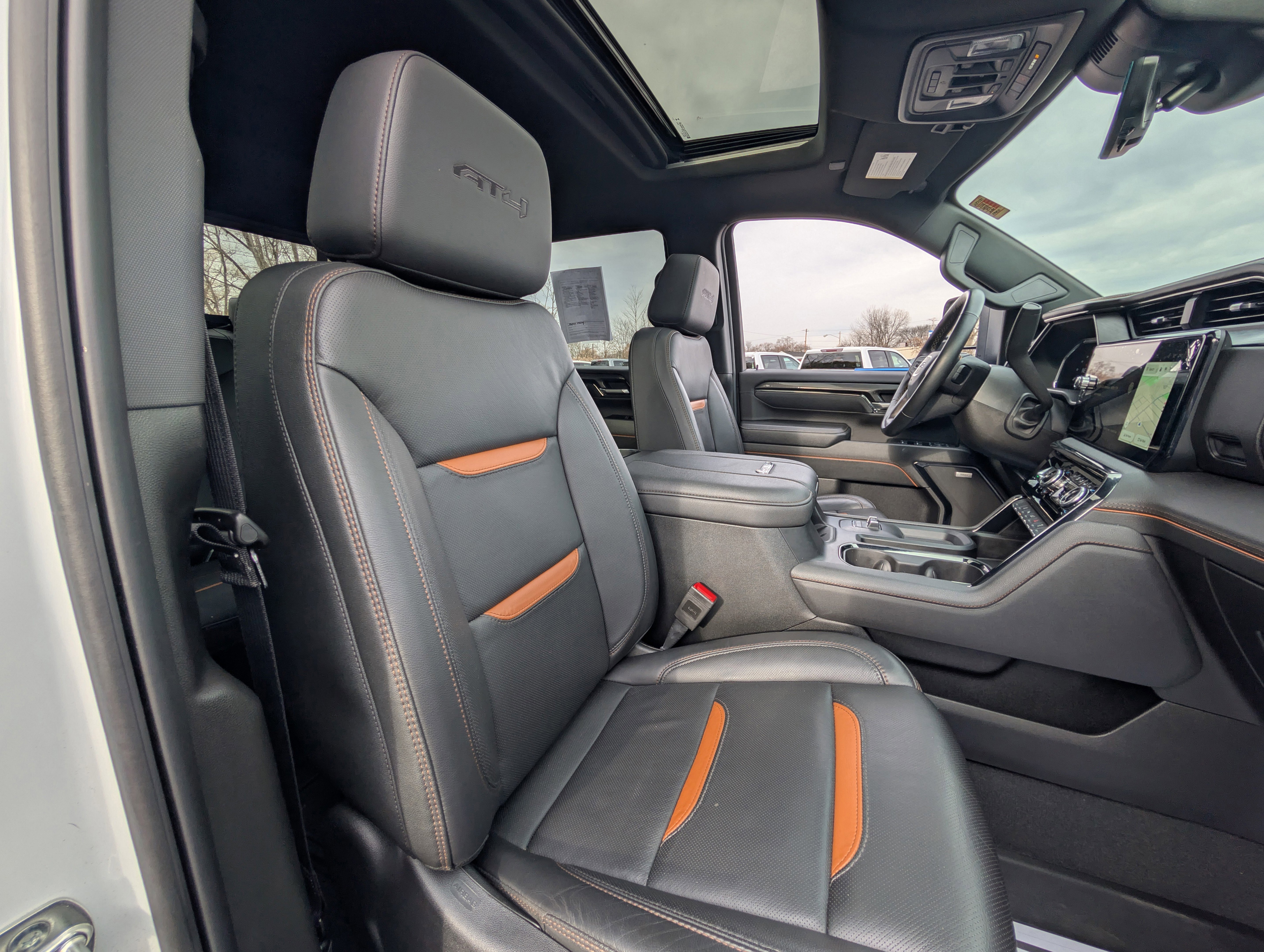 Used 2025 GMC Sierra 2500 AT4 w/ AT4 Premium Plus Package image 56