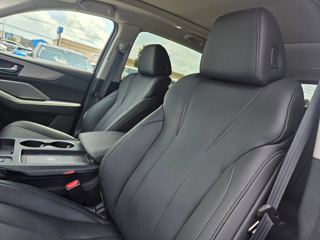 Used 2025 Acura MDX FWD image 11
