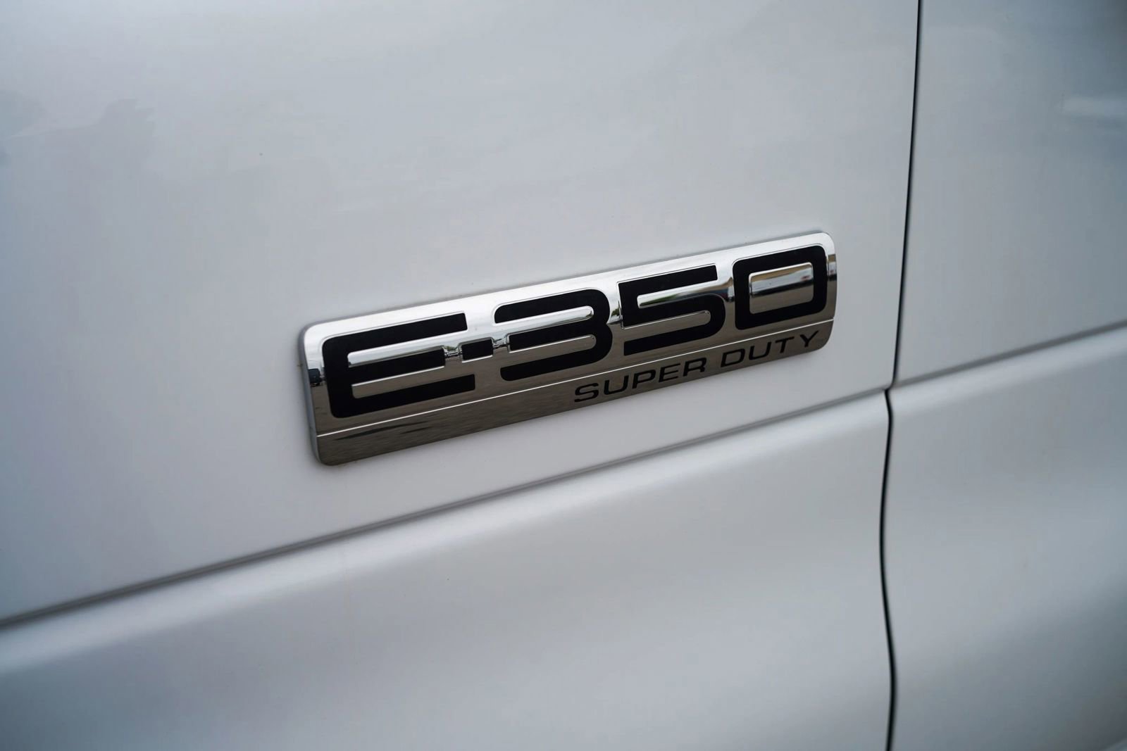 Used 2024 Ford E-350 and Econoline 350 Super Duty w/ Driver's Safety Package RWD image 22