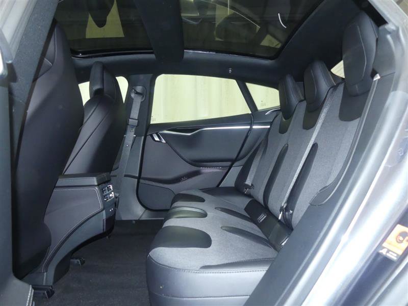 Used 2017 Tesla Model S 75D image 22