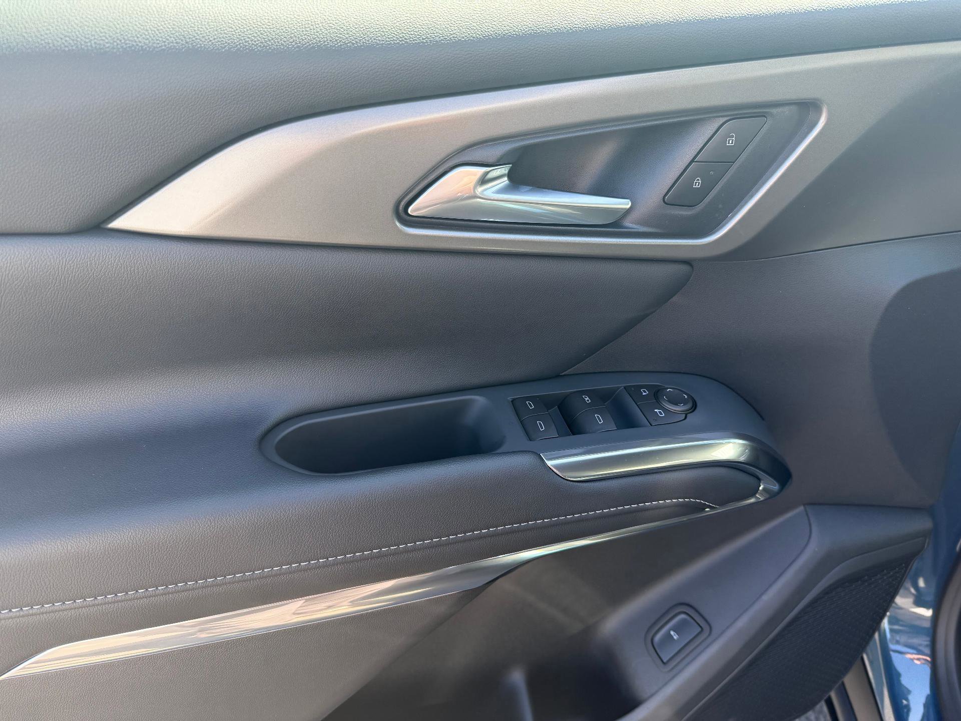 New 2026 Chevrolet Traverse LT FWD image 12